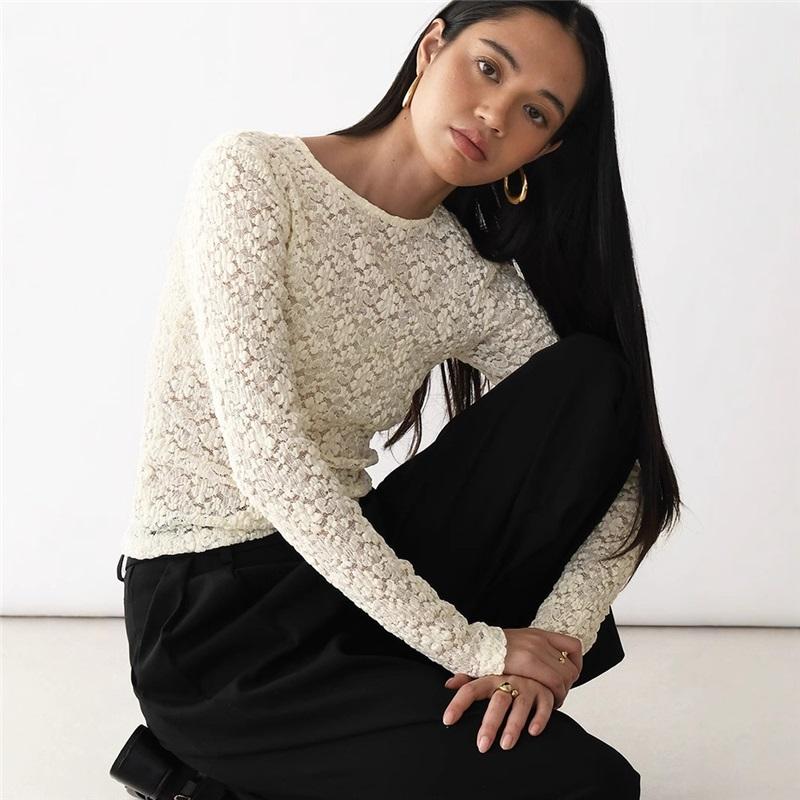 European And American Lace Hollow Bottoming Blouse Pearl Buckle Split Tight-fitting Flared Sleeve Long-sleeved T-shirt Women S білий
European And American Lace Hollow Bottoming Blouse Pearl Buckle Split Tight-fitting Flared Sleeve Long-sleeved T-shirt Women S білий