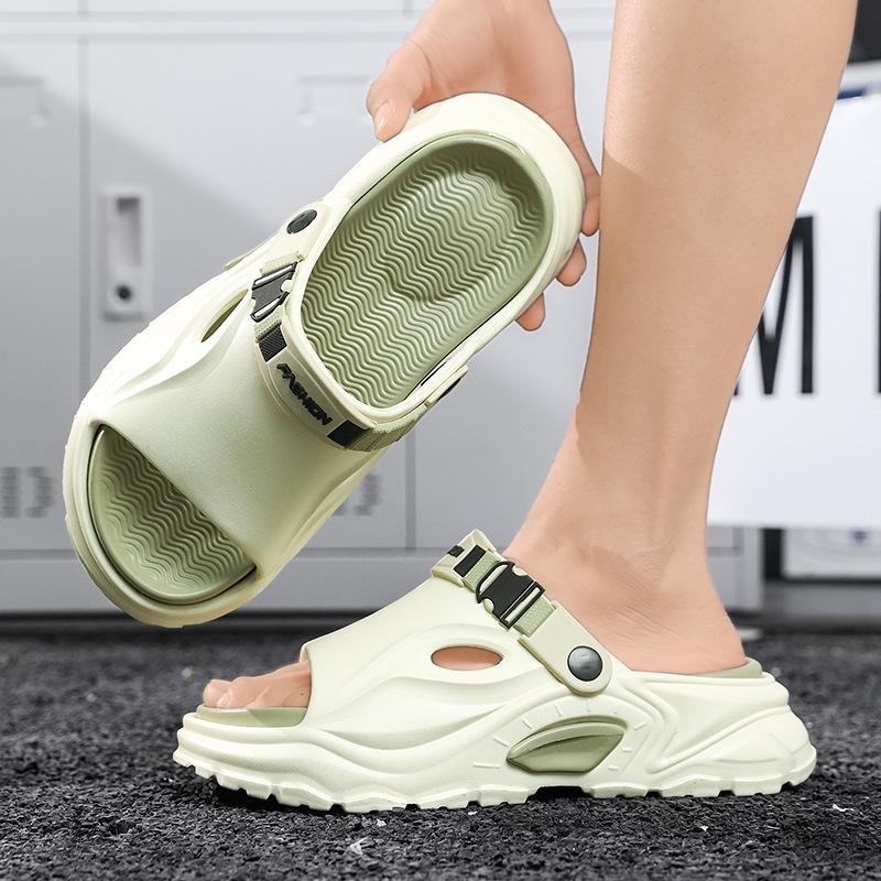 Fashion sandals 2025 new men s outer wear trend non-slip one-word beach shoes light two wear cool slippers 38
Fashion sandals 2025 new men s outer wear trend non-slip one-word beach shoes light two wear cool slippers 38