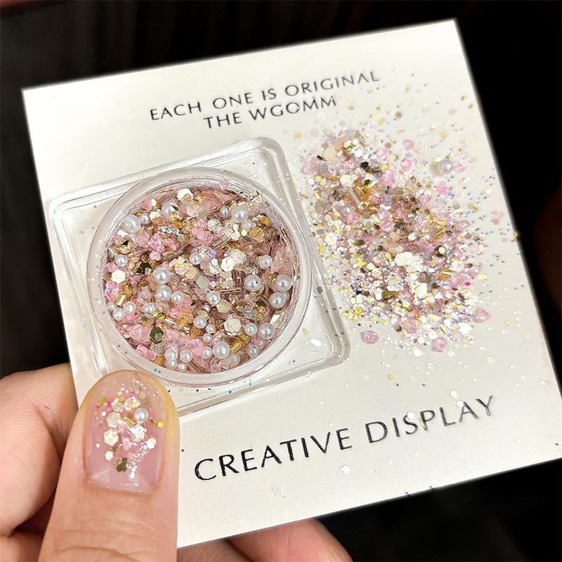 Палетка Гліттер Гелю для Тіней Глянцевий Блискучий Гліттер Сердечка DIY Макіяж для Обличчя Тіла Очей Декорація Блискітками
Палетка Гліттер Гелю для Тіней Глянцевий Блискучий Гліттер Сердечка DIY Макіяж для Обличчя Тіла Очей Декорація Блискітками