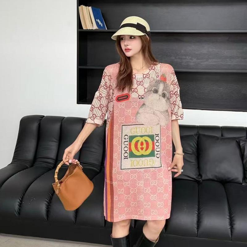 Plus Size Mid-Length Heavy Industry Short Sleeve T-Shirt Dress for Women - Summer 2025 Collection One Size (85-170 Jin)
Plus Size Mid-Length Heavy Industry Short Sleeve T-Shirt Dress for Women - Summer 2025 Collection One Size (85-170 Jin)
