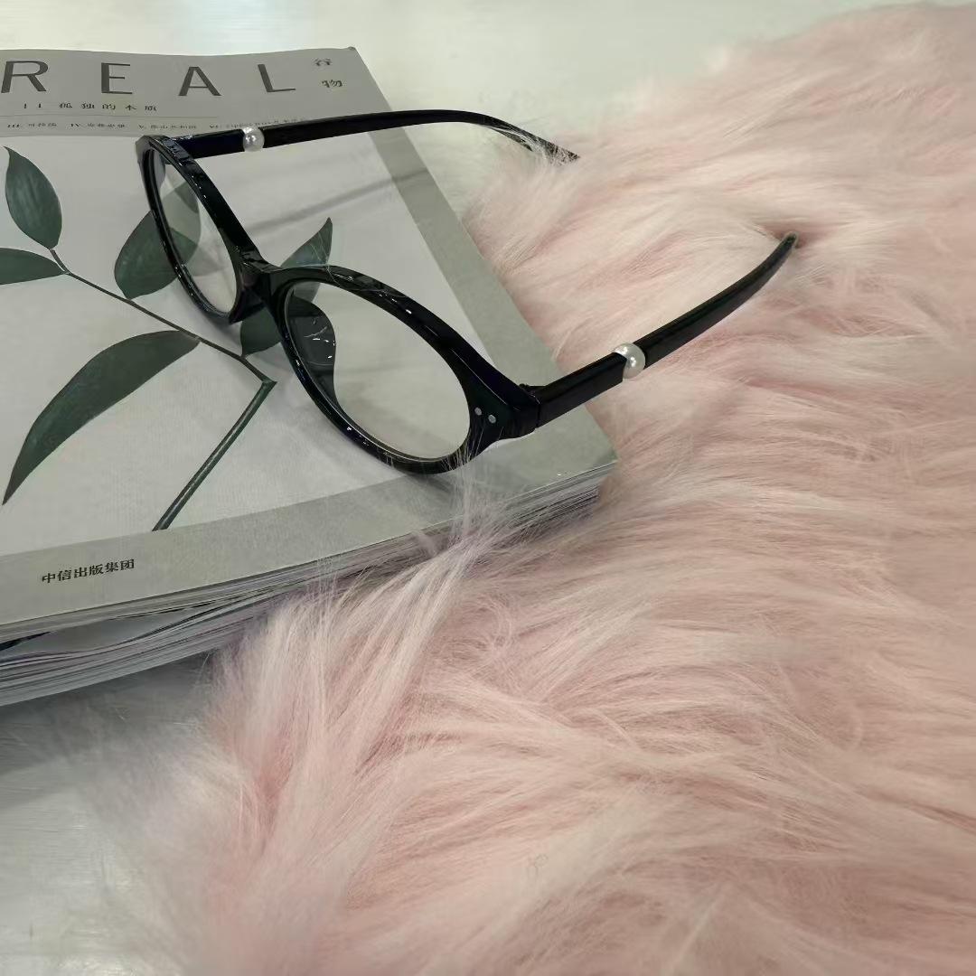 Material Women Sun Glass Oval Shape Uv400 Protection Sunglasses For Women Pearl Decoration Fashion Sunglass
Material Women Sun Glass Oval Shape Uv400 Protection Sunglasses For Women Pearl Decoration Fashion Sunglass