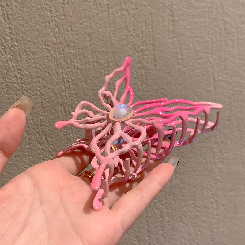 Новый милый крутой полый зажим-бабочка Женский градиентный дизайн Стразы Зажим-акула Аксессуары для волос Spice Girls
Новый милый крутой полый зажим-бабочка Женский градиентный дизайн Стразы Зажим-акула Аксессуары для волос Spice Girls