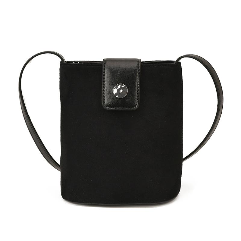 2025 Fashion Winter New Faux Suede Small Square Shoulder Bags Solid Zipper & Hasp Versatile Exquisite Crossbody Bags for Women чёрный
2025 Fashion Winter New Faux Suede Small Square Shoulder Bags Solid Zipper & Hasp Versatile Exquisite Crossbody Bags for Women чёрный