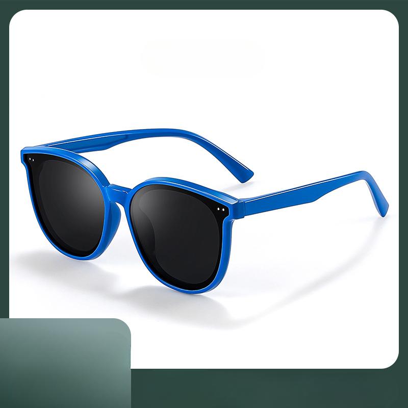 Модные, легкие солнцезащитные очки для мальчиков, прочные, удобные, устойчивые к ультрафиолетовому излучению, изысканные, заснеженные, солнцезащитные очки для маленьких девочек темно-синий
Модные, легкие солнцезащитные очки для мальчиков, прочные, удобные, устойчивые к ультрафиолетовому излучению, изысканные, заснеженные, солнцезащитные очки для маленьких девочек темно-синий