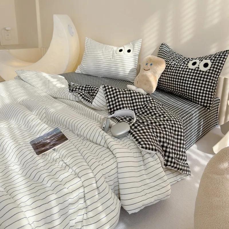 New Dopamine Washed Cloud Cotton Big Eye Series Summer Quilt Four-Piece Three-Piece Set Single Piece Summer Quilt Cool 1.5x2.0m 1pcs
New Dopamine Washed Cloud Cotton Big Eye Series Summer Quilt Four-Piece Three-Piece Set Single Piece Summer Quilt Cool 1.5x2.0m 1pcs