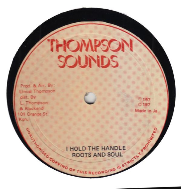 12inch Record ROOTS & SOUL - I Hold The Handle NONE Thompson Sounds 1979 Jamaica Reggae, Ska & Dub Used
12inch Record ROOTS & SOUL - I Hold The Handle NONE Thompson Sounds 1979 Jamaica Reggae, Ska & Dub Used