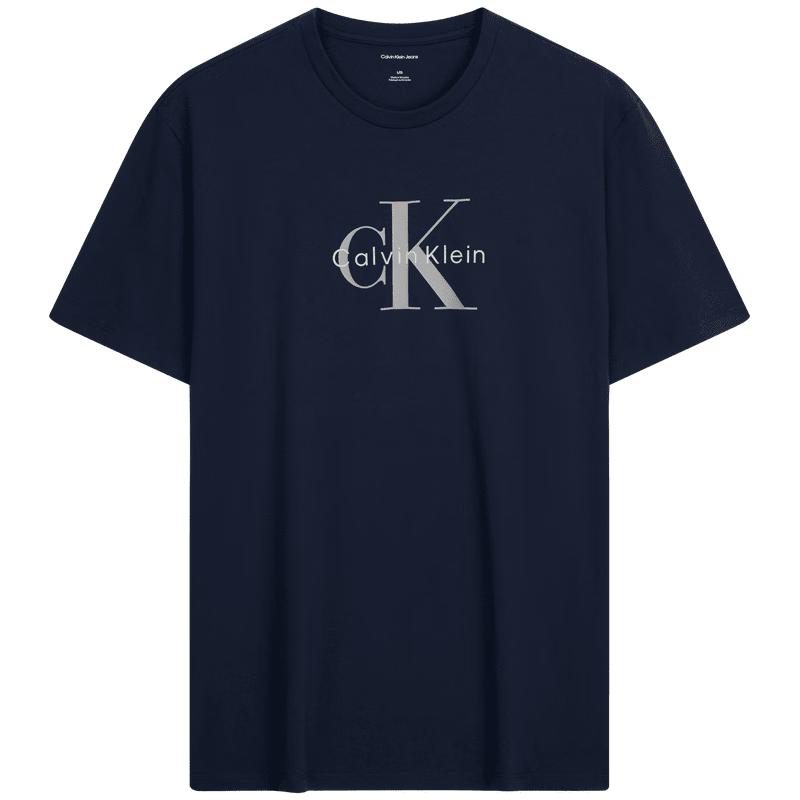 Чоловіча бавовняна футболка з круглим вирізом та логотипом CK Calvin Klein Jeans XL
Чоловіча бавовняна футболка з круглим вирізом та логотипом CK Calvin Klein Jeans XL