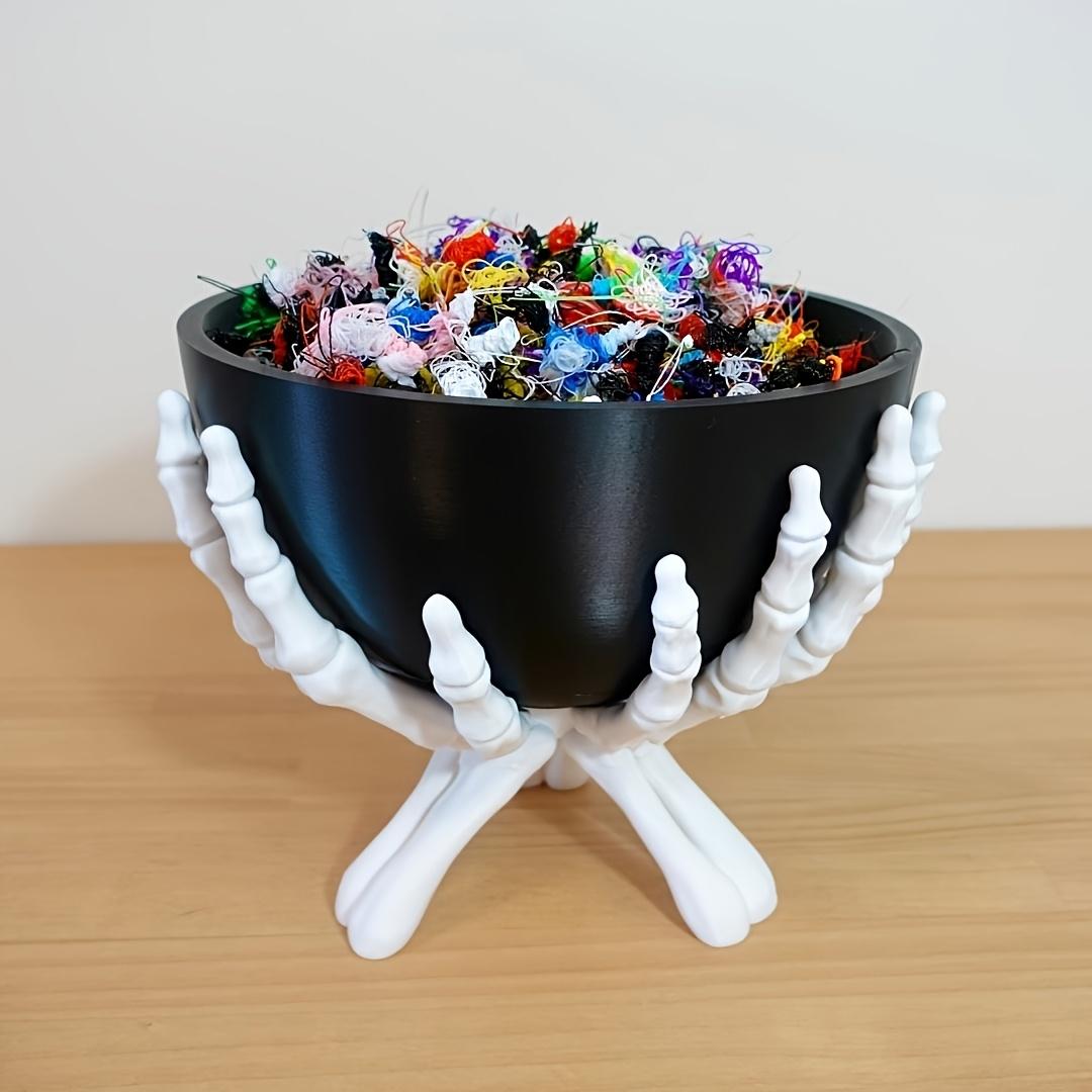 Halloween Candy Bowl Gothic Skeleton Hands Candy Storage Holder Multifunctional Halloween Organizer Holder Scary Home Decoration
Halloween Candy Bowl Gothic Skeleton Hands Candy Storage Holder Multifunctional Halloween Organizer Holder Scary Home Decoration