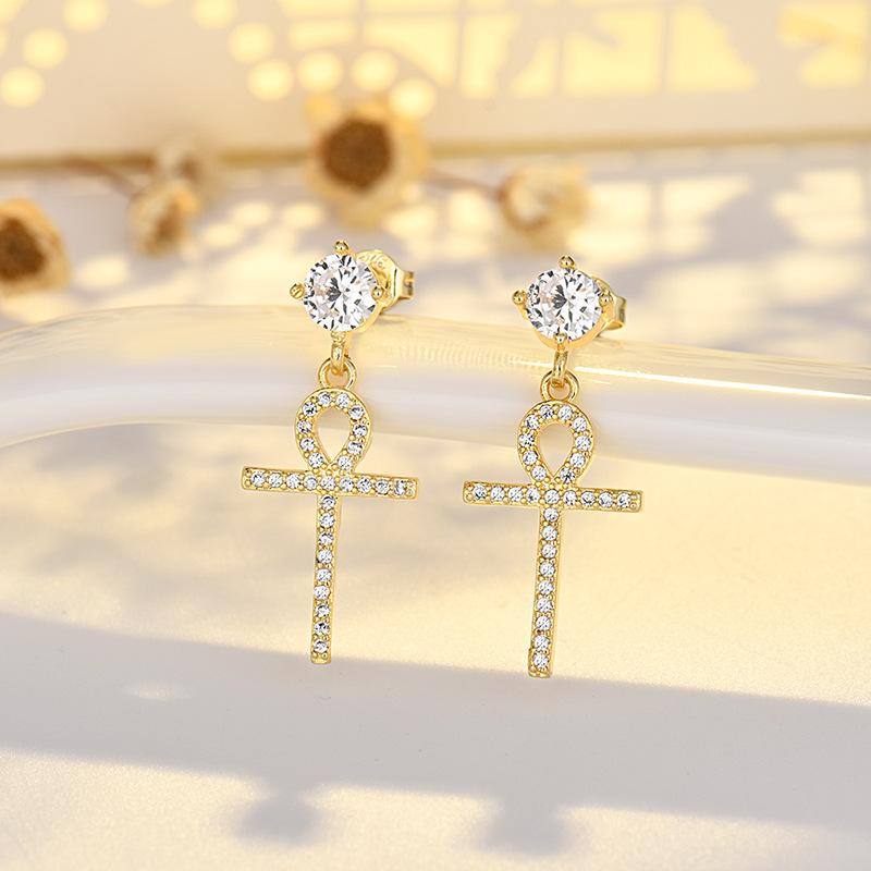 Popular Full Zircon Earbud Cross Butterfly Earrings Star Moon Hip-hop Earrings Explosive Gold-plated Earrings
Popular Full Zircon Earbud Cross Butterfly Earrings Star Moon Hip-hop Earrings Explosive Gold-plated Earrings