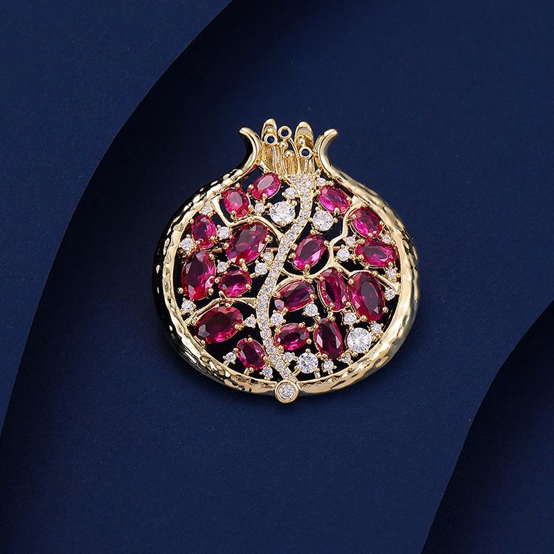 Autumn New Women s Light Luxury Pomegranate Brooch Fashion Elegant Clothing Pin Holiday Gift
Autumn New Women s Light Luxury Pomegranate Brooch Fashion Elegant Clothing Pin Holiday Gift