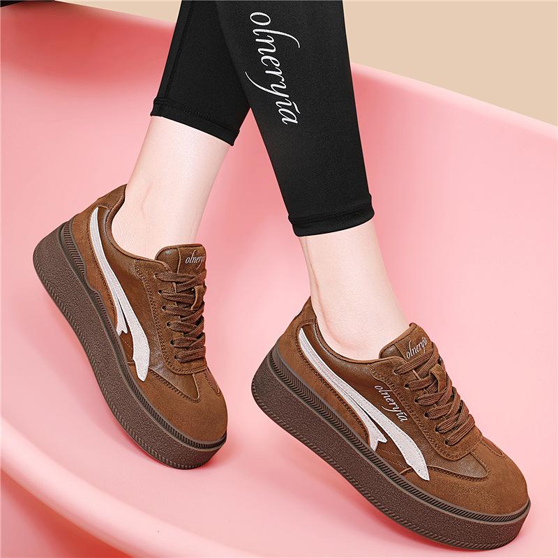 Popular thick-soled German training shoes for women s autumn new versatile soft-soled sports and leisure little white women s shoes for women 40
Popular thick-soled German training shoes for women s autumn new versatile soft-soled sports and leisure little white women s shoes for women 40