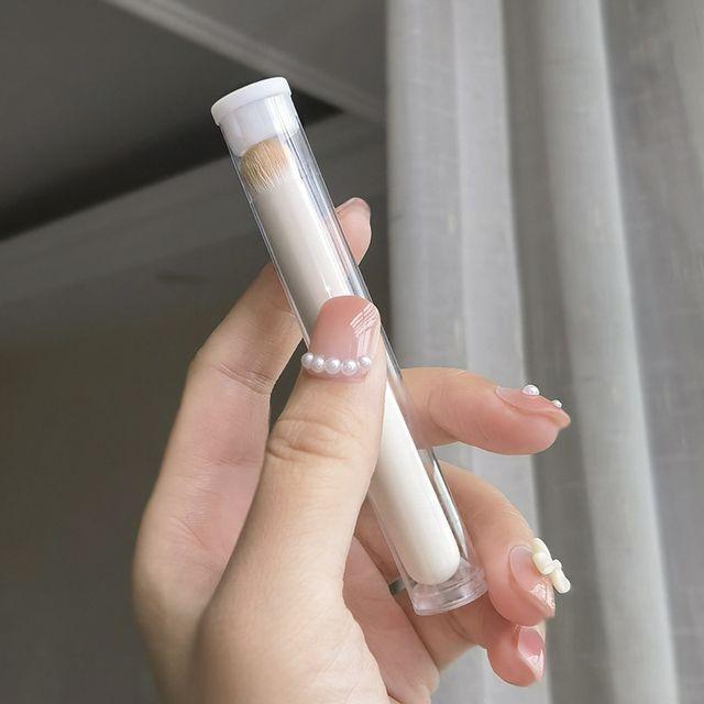 Stapi - Set: Mini Lip Brush + Brush Case
Stapi - Set: Mini Lip Brush + Brush Case