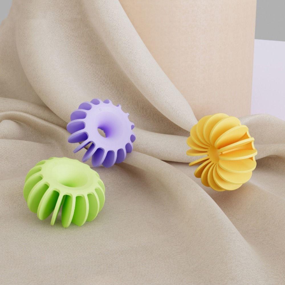 TPR Magic Laundry Ball Soft Washer Clothes Wash Ball Anti Winding Clothes Balls for Cleaning зелёный
TPR Magic Laundry Ball Soft Washer Clothes Wash Ball Anti Winding Clothes Balls for Cleaning зелёный