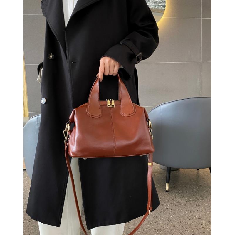 Сумка из натуральной кожи Новая европейская и американская ретро трендовая женская сумка из кожи растительного дубления большой вместимости сумка через плечо
Сумка из натуральной кожи Новая европейская и американская ретро трендовая женская сумка из кожи растительного дубления большой вместимости сумка через плечо