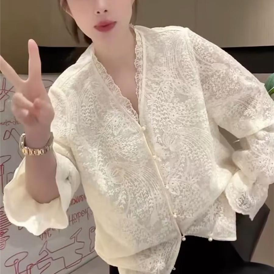 Весенняя кружевная блузка с V-образным вырезом 2025: Женский повседневный лонгслив, приталенный, универсальный, в новом китайском стиле Large грязно-белый
Весенняя кружевная блузка с V-образным вырезом 2025: Женский повседневный лонгслив, приталенный, универсальный, в новом китайском стиле Large грязно-белый