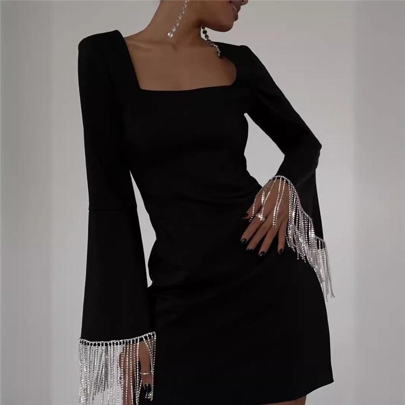 Summer Black Dress With Fringe Hollow Back And Bell Sleeves Mid-Length Dress For Women Elegant And Trendy Casual Outfit L чорний
Summer Black Dress With Fringe Hollow Back And Bell Sleeves Mid-Length Dress For Women Elegant And Trendy Casual Outfit L чорний