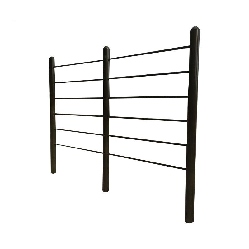 Outdoor Fitness Wall Bars
Outdoor Fitness Wall Bars