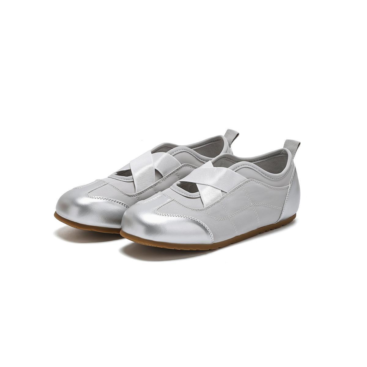 French inner height increase shallow mouth flat sole shoes women s autumn casual versatile breathable sports shoes ballet Mary Jane shoes 40 серебряный
French inner height increase shallow mouth flat sole shoes women s autumn casual versatile breathable sports shoes ballet Mary Jane shoes 40 серебряный