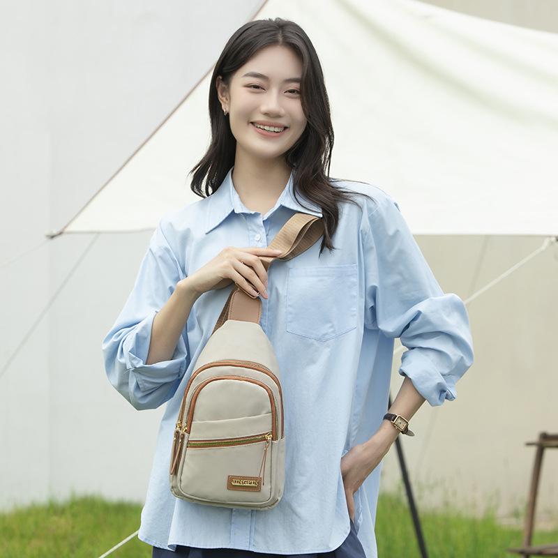 New Oxford cloth breast bag women s shoulder messenger bag fashion breast bag women s leisure travel light backpack student синий
New Oxford cloth breast bag women s shoulder messenger bag fashion breast bag women s leisure travel light backpack student синий