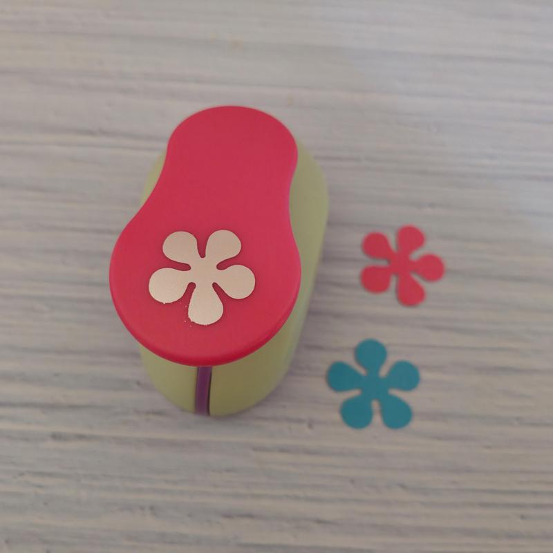 1,8 см - 2,5 см Flower Furador Diy Paper Cut Eva Foam Maker дырокол Скрапбукинг экономия труда для детей дырокол своими руками flower разноцветный
1,8 см - 2,5 см Flower Furador Diy Paper Cut Eva Foam Maker дырокол Скрапбукинг экономия труда для детей дырокол своими руками flower разноцветный