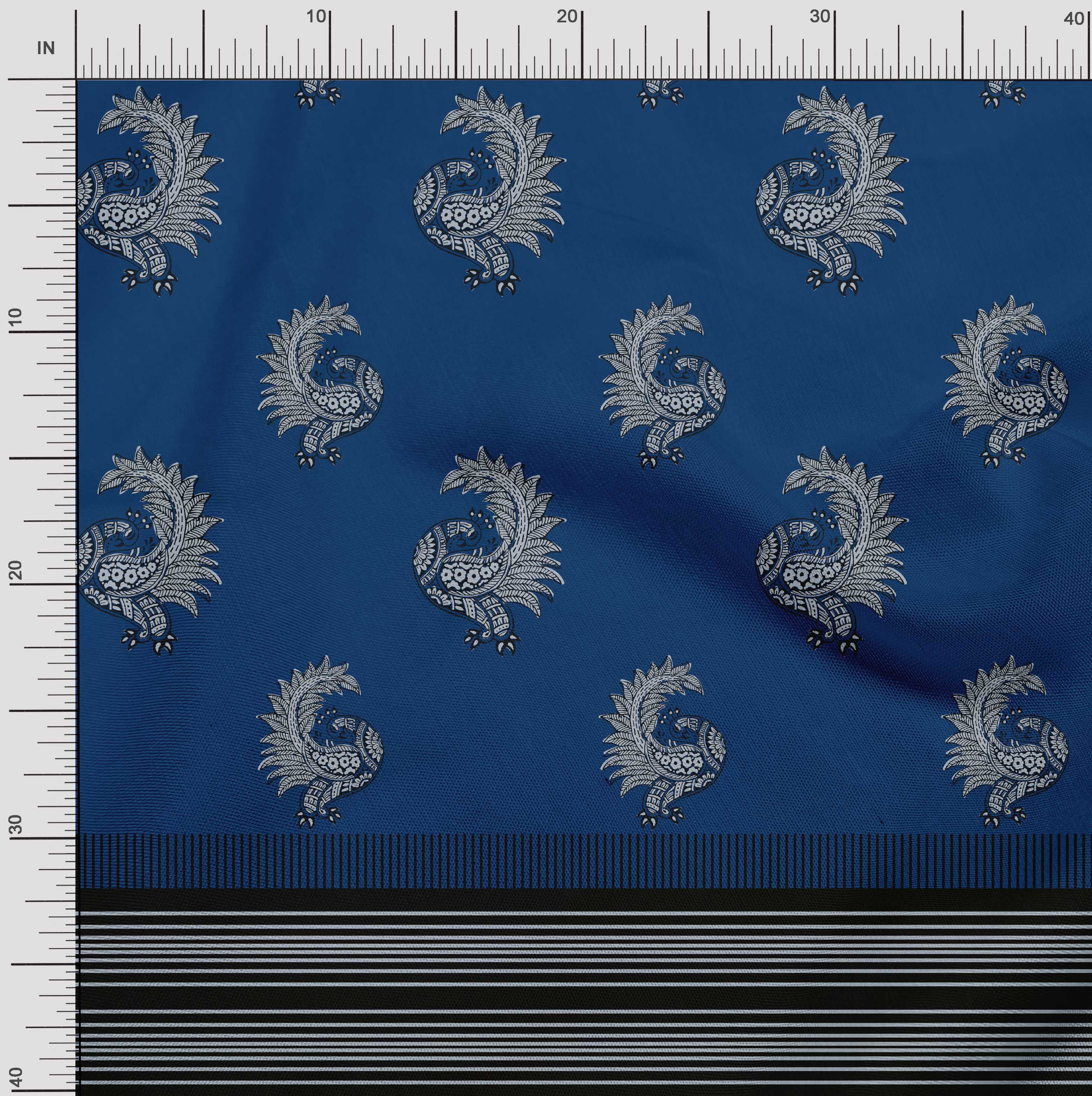 Японська креп-атласна тканина Soimoi, принти на тканині в смужку та панель із зображенням павича, на метр 42 дюйми 42 Inch Wide - Poly Crepe синій
Японська креп-атласна тканина Soimoi, принти на тканині в смужку та панель із зображенням павича, на метр 42 дюйми 42 Inch Wide - Poly Crepe синій