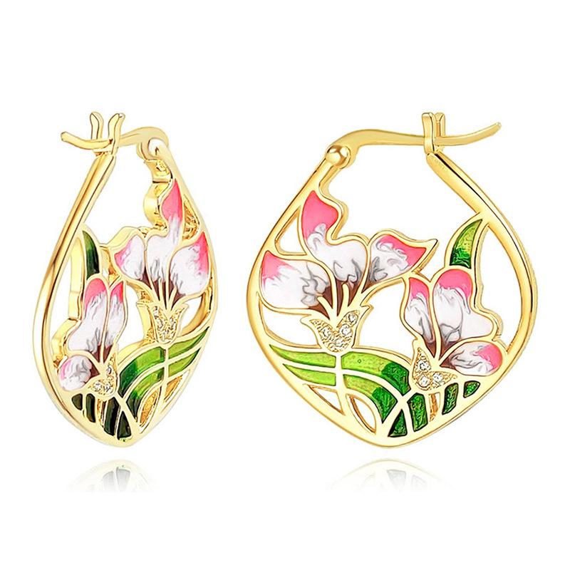 New Gold Countryside Style Floral Earrings with Oil Painting, Personalized and Fresh Ethnic Style, Ladies Vacation Accessories
New Gold Countryside Style Floral Earrings with Oil Painting, Personalized and Fresh Ethnic Style, Ladies Vacation Accessories