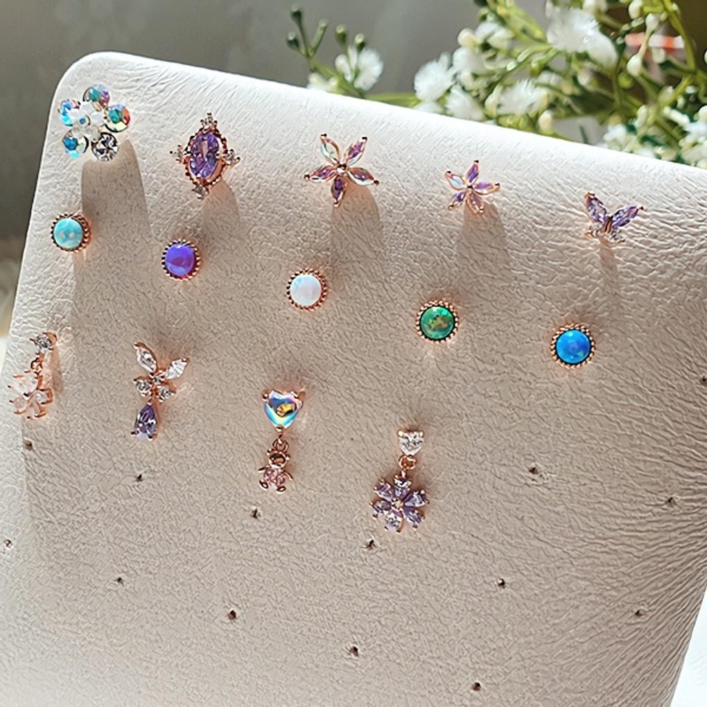 Women s Surgical Steel White Flower Cubic Piercing Inner Conch gold
Women s Surgical Steel White Flower Cubic Piercing Inner Conch gold