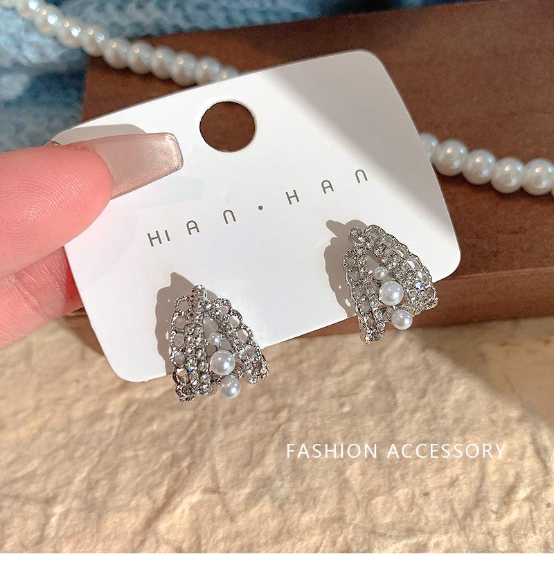 Trendy simple opal Ruyi earrings light luxury niche design exquisite earrings personalized high-end earrings срібний
Trendy simple opal Ruyi earrings light luxury niche design exquisite earrings personalized high-end earrings срібний