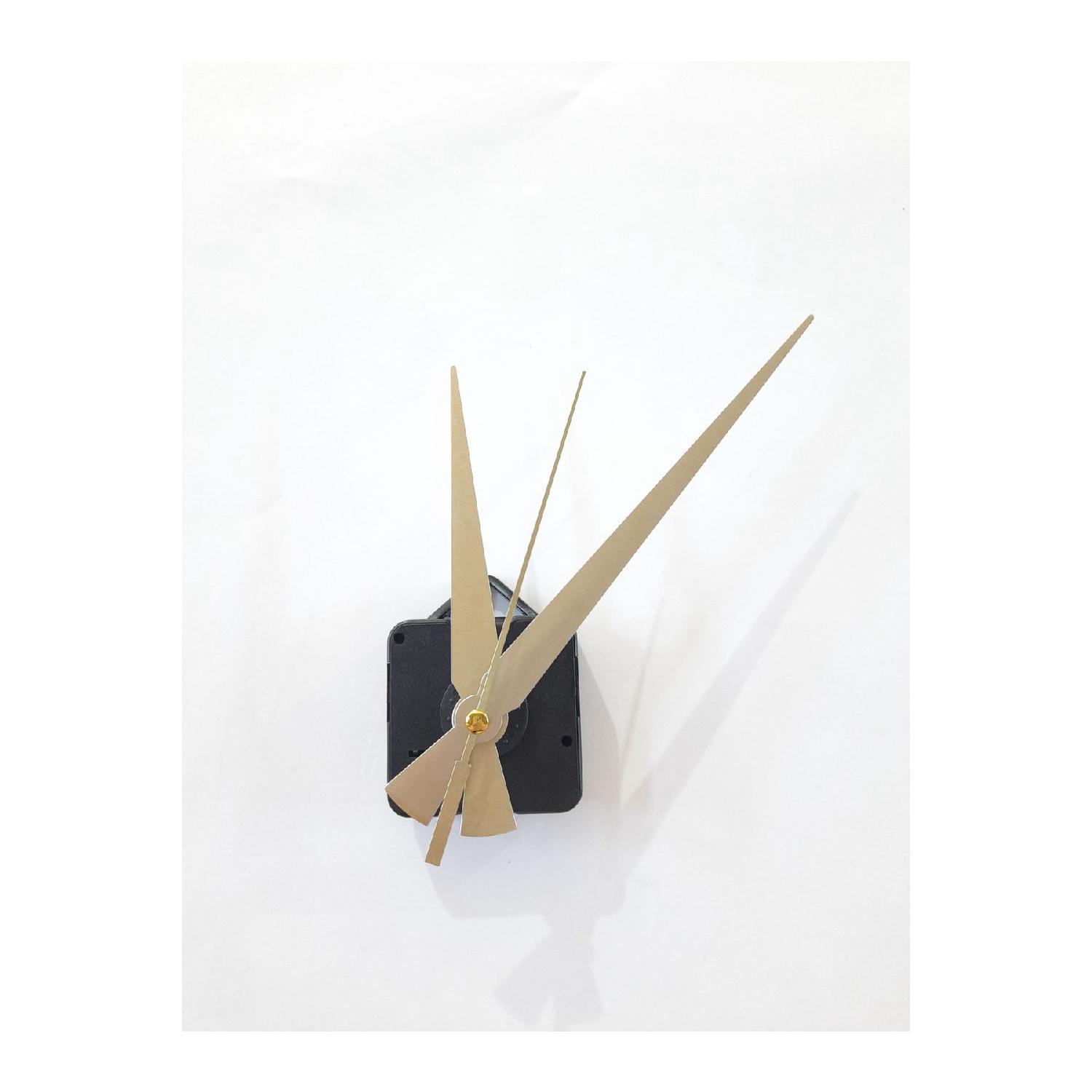 Silent Working Clock Mechanism With Large Size Hanger, Gold Color (hour: 13cm, Minute Hand: 18cm)
Silent Working Clock Mechanism With Large Size Hanger, Gold Color (hour: 13cm, Minute Hand: 18cm)
