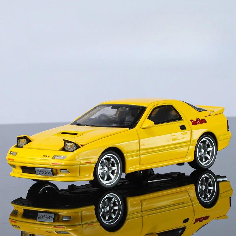 1/32 Scale RX7 Alloy Toys Model Car Diecasts Vehicle Model with Pull Back Light Sound Sport Car for Child Birthday Gifts жовтий
1/32 Scale RX7 Alloy Toys Model Car Diecasts Vehicle Model with Pull Back Light Sound Sport Car for Child Birthday Gifts жовтий