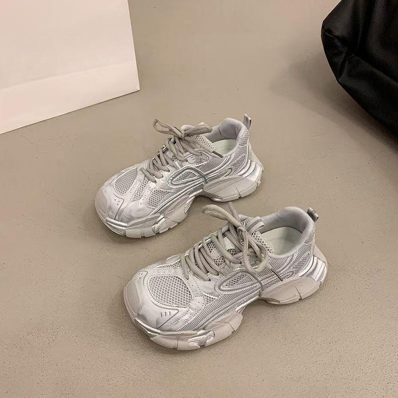 Thick-soled Mesh Surface Breathable Dad-style Women s Casual Sports Shoes for Running 35 серый/серебряный
Thick-soled Mesh Surface Breathable Dad-style Women s Casual Sports Shoes for Running 35 серый/серебряный