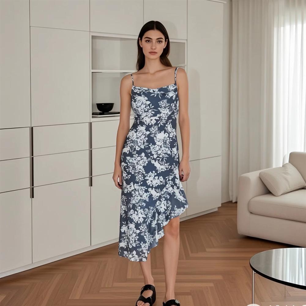 Spring/Summer 2025 Slim-Fit Irregular Print Camisole Dress - Women s Versatile & Sexy Style S цветочный
Spring/Summer 2025 Slim-Fit Irregular Print Camisole Dress - Women s Versatile & Sexy Style S цветочный