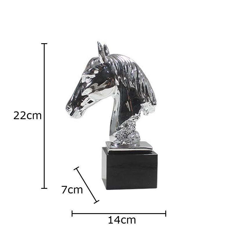 Golden/Silver Horse Head Sculpture Desk Decoration Abstract Horse Head Creative Crafts Ornaments Modern Home Decor Accessories срібний
Golden/Silver Horse Head Sculpture Desk Decoration Abstract Horse Head Creative Crafts Ornaments Modern Home Decor Accessories срібний