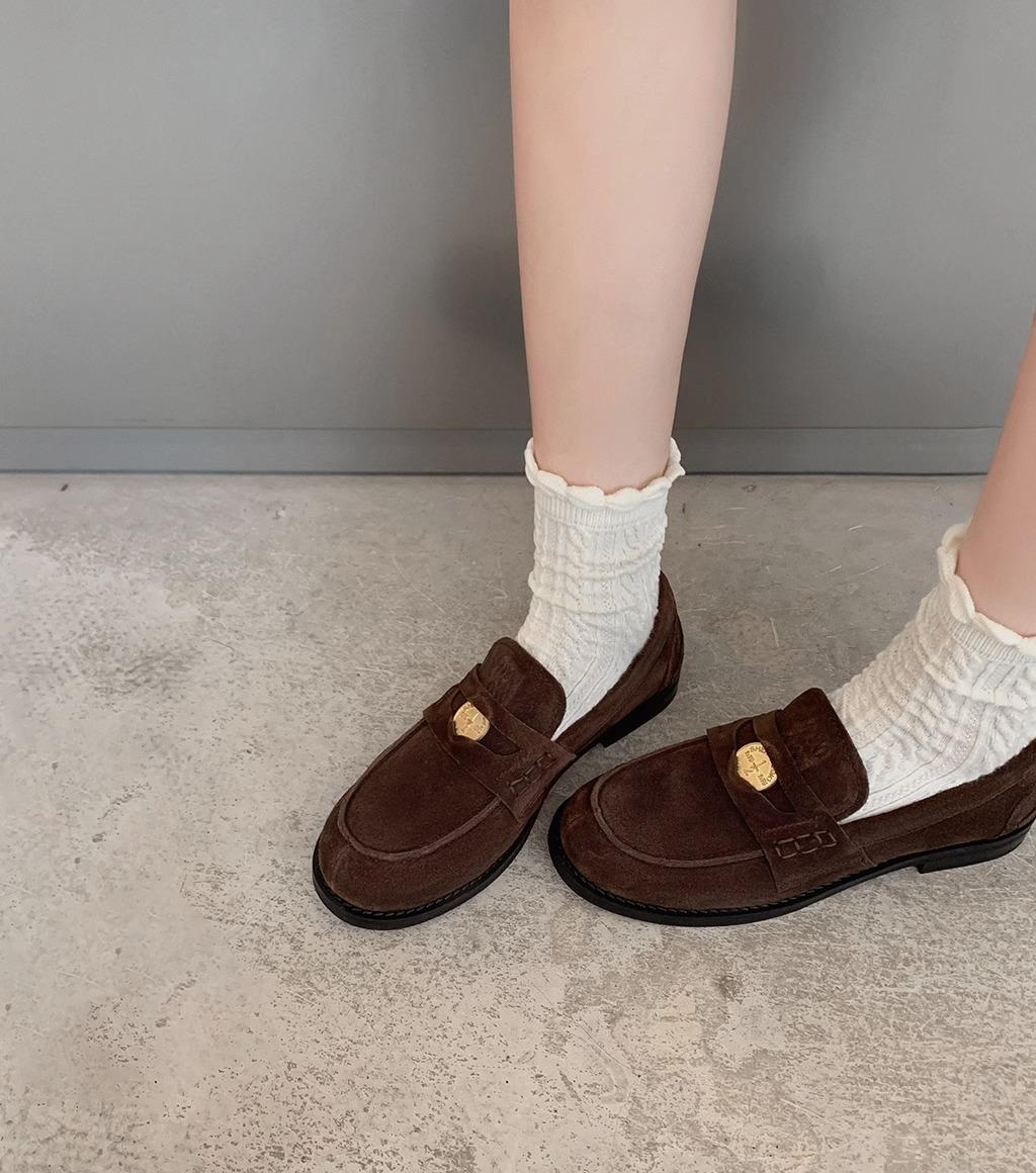 Cowhide version~ 2025 Su Yinyin A miu small gold coin one pedal lazy loafer single shoes small leather shoes metal decoration 34
Cowhide version~ 2025 Su Yinyin A miu small gold coin one pedal lazy loafer single shoes small leather shoes metal decoration 34