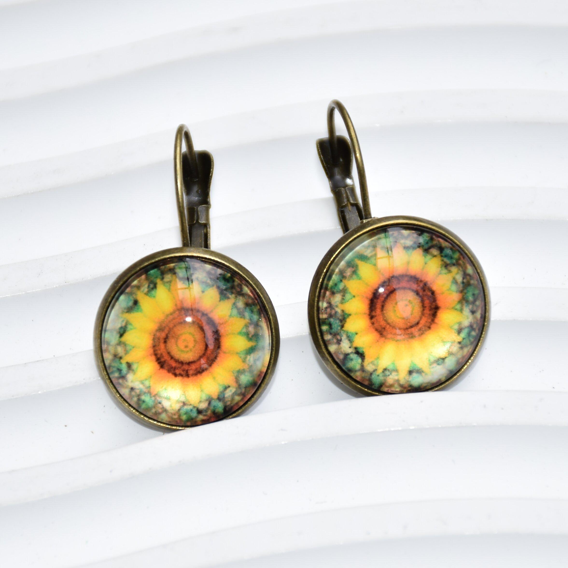 Модные серьги Y2K Vintage Marigold Time Gem Flower Ear Buckle
Модные серьги Y2K Vintage Marigold Time Gem Flower Ear Buckle