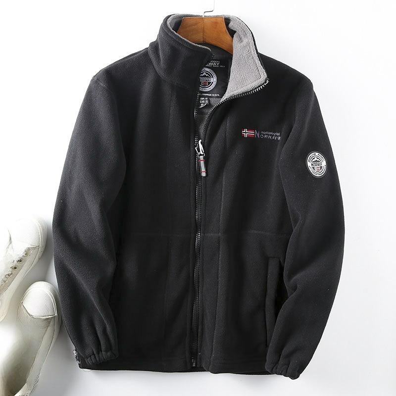 Морозостойкая и Теплая Утолщенная Флисовая Зимняя Куртка Большого Размера для Мужчин с Флисом Плюс Вельвет и Воротником-стойкой XS чёрный
Морозостойкая и Теплая Утолщенная Флисовая Зимняя Куртка Большого Размера для Мужчин с Флисом Плюс Вельвет и Воротником-стойкой XS чёрный