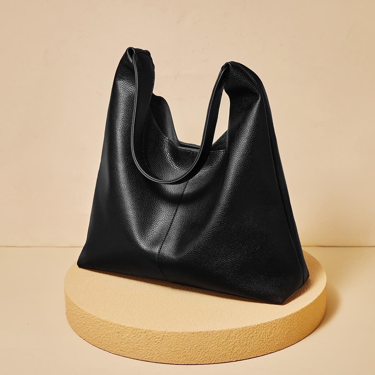 Popular Fashion Large Capacity Tote Bag, Versatile Bucket Bag, Single Shoulder Women s Bag чорний
Popular Fashion Large Capacity Tote Bag, Versatile Bucket Bag, Single Shoulder Women s Bag чорний