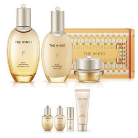 THE WHOO Gongjinhyang Royal Skincare Special Set Balancer 150ml + Emulsion 110ml
THE WHOO Gongjinhyang Royal Skincare Special Set Balancer 150ml + Emulsion 110ml