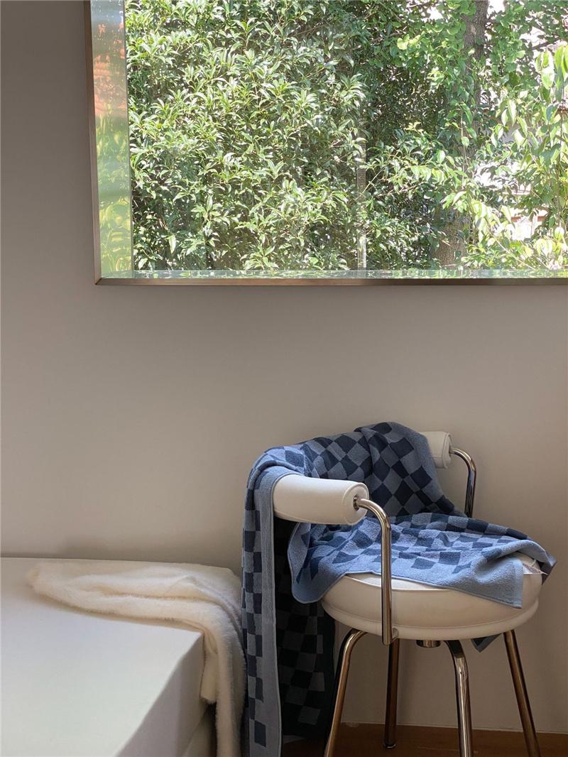 Retro Color Matching Long-Staple Cotton Skin-Friendly Towel Checkerboard Plaid Face Bath Towels Soft Absorbent Face Towel 35x34cm kids towel синий
Retro Color Matching Long-Staple Cotton Skin-Friendly Towel Checkerboard Plaid Face Bath Towels Soft Absorbent Face Towel 35x34cm kids towel синий