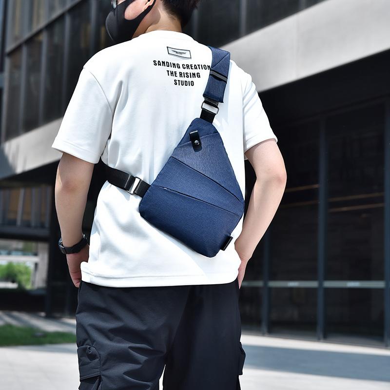 Men s Casual Sports Breast Bag Anti-splashing Simple Trend Crossbody Bag Lightweight Outdoor Fashion Shoulder Bag
Men s Casual Sports Breast Bag Anti-splashing Simple Trend Crossbody Bag Lightweight Outdoor Fashion Shoulder Bag