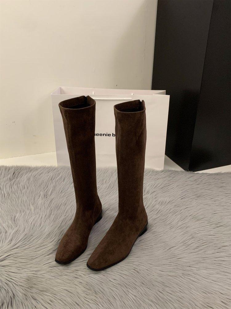 Замшевые тонкие длинные сапоги с толстым каблуком и острым носком, женская обувь 2024 года, новая осенне-зимняя версия, длинные сапоги в корейском стиле, средние сапоги-трубы в стиле рыцарь 40 темно-коричневого
Замшевые тонкие длинные сапоги с толстым каблуком и острым носком, женская обувь 2024 года, новая осенне-зимняя версия, длинные сапоги в корейском стиле, средние сапоги-трубы в стиле рыцарь 40 темно-коричневого