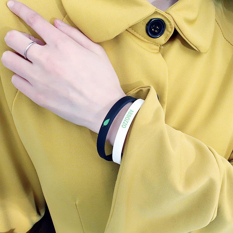 Трендовый спортивный стиль силиконовый эластичный браслет уличный баскетбол пара энергия резиновые браслеты буква манжета браслет на запястье нарукавник
Трендовый спортивный стиль силиконовый эластичный браслет уличный баскетбол пара энергия резиновые браслеты буква манжета браслет на запястье нарукавник