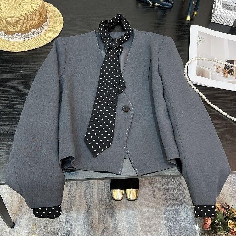Elegant European Dot Bow V Neck Contrast Color Patchwork Blazer Thin Suit Jacket XL сірий колір
Elegant European Dot Bow V Neck Contrast Color Patchwork Blazer Thin Suit Jacket XL сірий колір