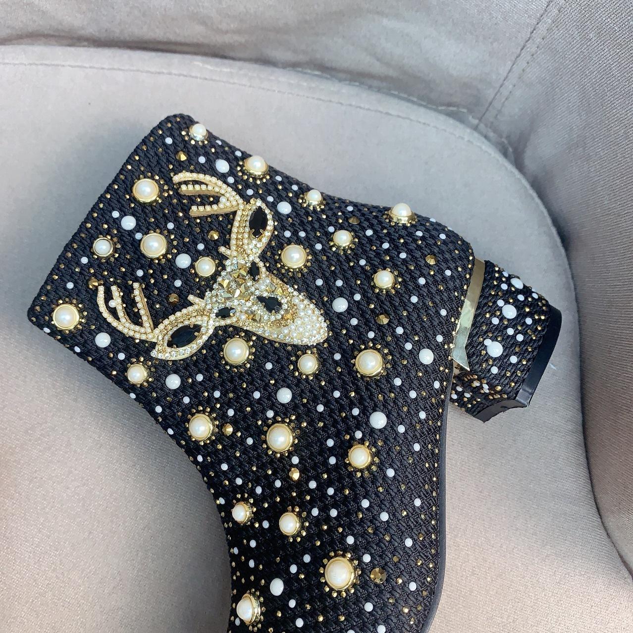 Осенняя новая обувь для женщин, современные ботинки, роскошные высокие ботинки с жемчугом и оленем, повседневные туфли на высоком каблуке для девочек, короткие ботильоны для отдыха на природе 40 чёрный
Осенняя новая обувь для женщин, современные ботинки, роскошные высокие ботинки с жемчугом и оленем, повседневные туфли на высоком каблуке для девочек, короткие ботильоны для отдыха на природе 40 чёрный