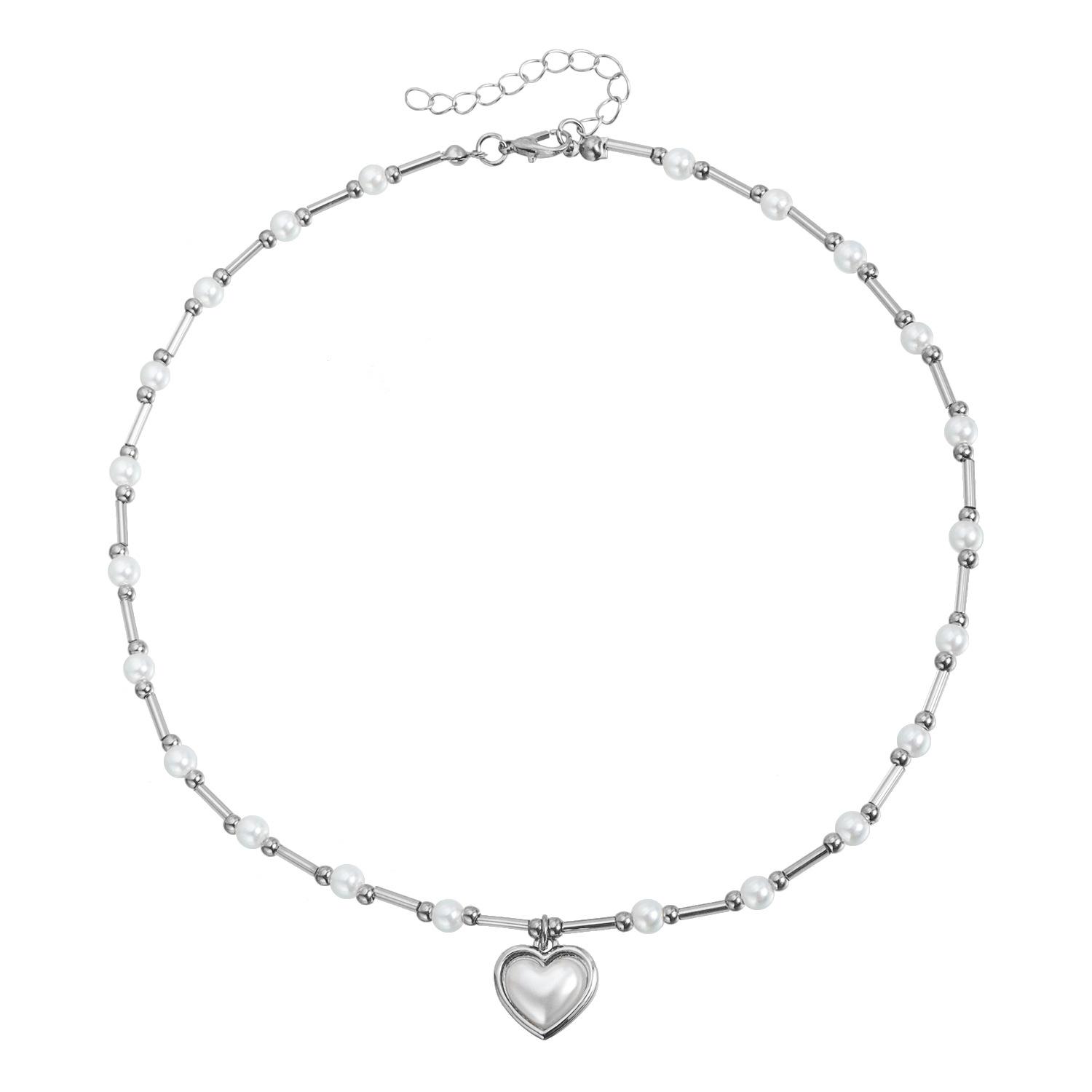 Sweet and fresh inlaid love pearl pendant necklace versatile splicing style necklace
Sweet and fresh inlaid love pearl pendant necklace versatile splicing style necklace