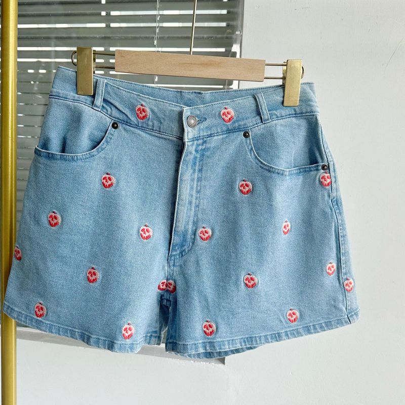 D1-141 Summer Stylish Fashion Denim Shorts Casual High Waist Retro Loose Slimming and All-Matching Sexy Y2 Blue 40 yards
D1-141 Summer Stylish Fashion Denim Shorts Casual High Waist Retro Loose Slimming and All-Matching Sexy Y2 Blue 40 yards