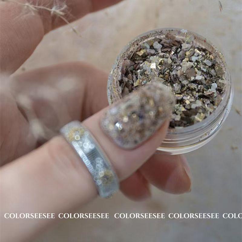 Nanyang Retro Nail Art Accessories: Autumn Glitter Sequins & Southeast Asian Rock Chip Decoration
Nanyang Retro Nail Art Accessories: Autumn Glitter Sequins & Southeast Asian Rock Chip Decoration