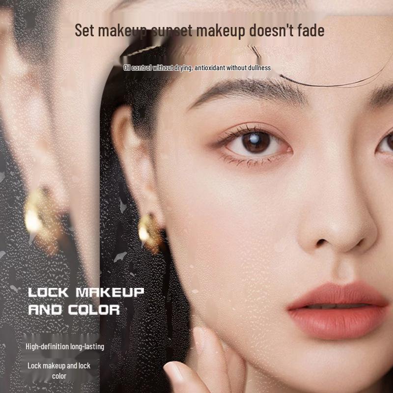 Han Ji Lian Time Freeze Water Loose Powder: Non-caking, moisturizing, long-lasting matte finish with a clear, soft-focus effect. 8.5g
Han Ji Lian Time Freeze Water Loose Powder: Non-caking, moisturizing, long-lasting matte finish with a clear, soft-focus effect. 8.5g