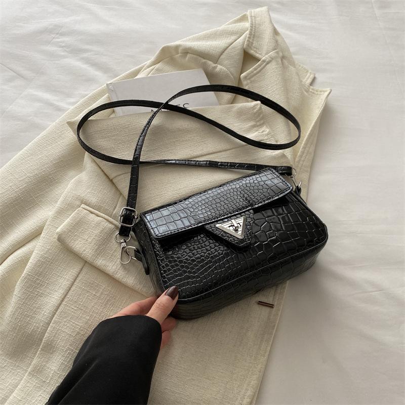 Сумки Женская мода иностранный стиль сумка через плечо тренд простая сумка-мессенджер 2024 лето новая простая мода маленькая квадратная сумка чёрный