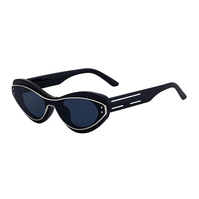 Vintage Brand Designer Cat Eye Sunglasses Women For Men Stylish Popular Luxury Punk Rivet One Piece Sexy Sun Glasses UV400 Quality As The Picture
Vintage Brand Designer Cat Eye Sunglasses Women For Men Stylish Popular Luxury Punk Rivet One Piece Sexy Sun Glasses UV400 Quality As The Picture
